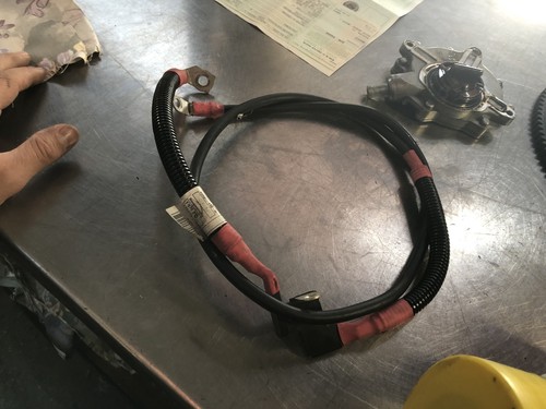 BMW 1 3er E81 E87 E90 E91 N45 N46 Kabel Generator Anlasser Stützpunkt B+ 7570255