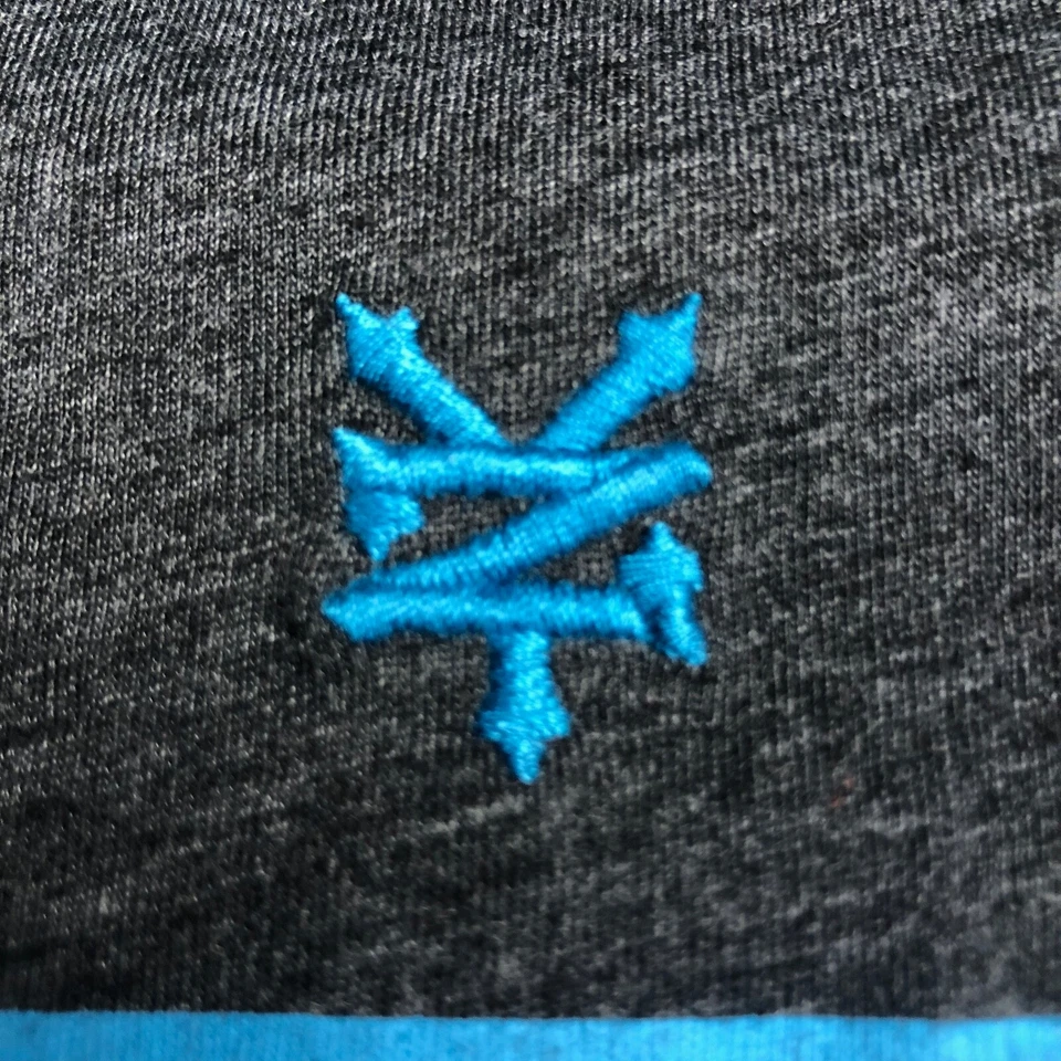 Camisa Zoo York Cuello en V Para Hombre Pequeña Gris Azul Rayas Manga Corta Foto 3 de 4