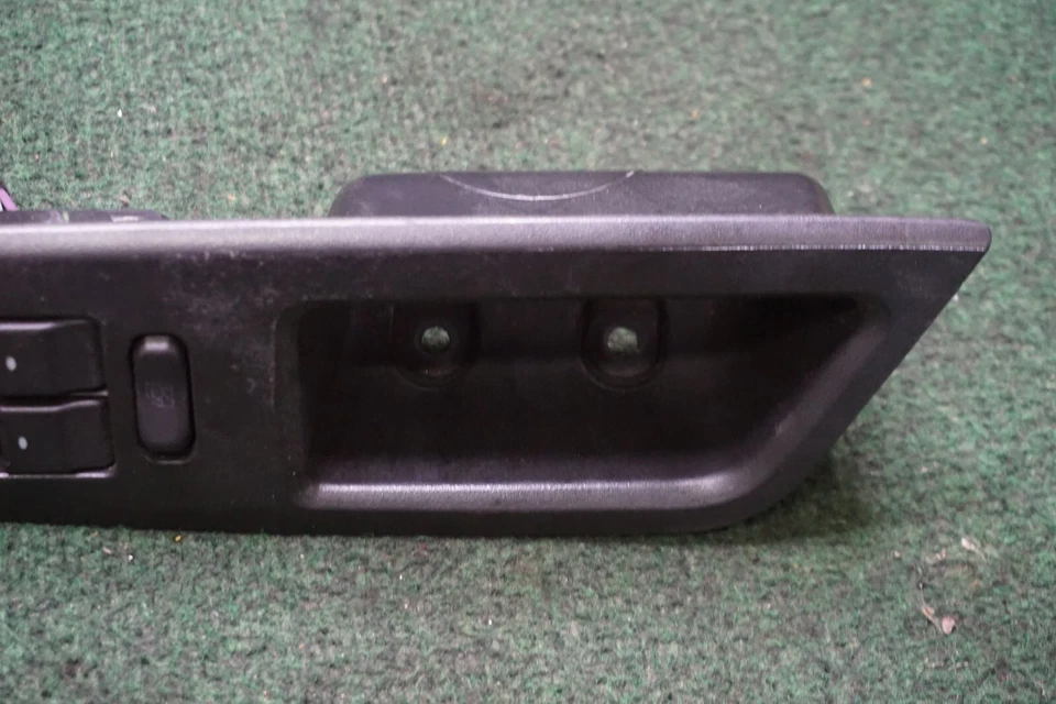 Interruptor de ventana del conductor izquierdo Chevrolet Impala 2009 2010 2011 2012 OEM 25828893 Foto 3 de 4