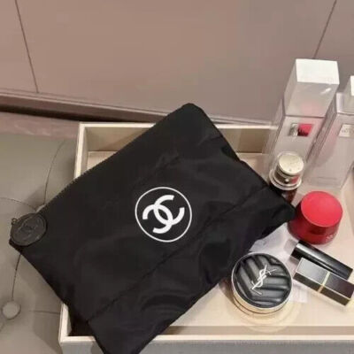 Black Puffy Makeup Bag Pouch Clutch Cosmetic Case-NEWChanel Beauty Gift for VIP