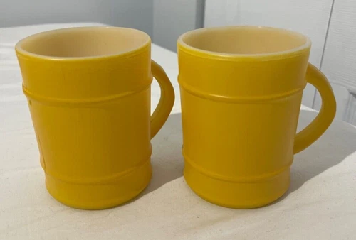 Vintage Anchor Hocking Oven Proof Yellow Ranger Barrel Coffee Mug Cup Set Of 2