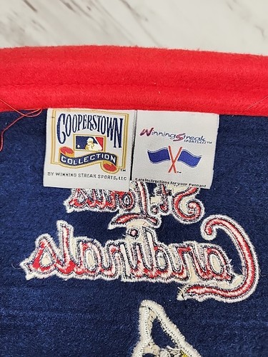 ☆St. Louis Cardinals MLB Winning Streak Sports Wool Blend Cardinal Logo Banner☆ - Picture 5 of 6