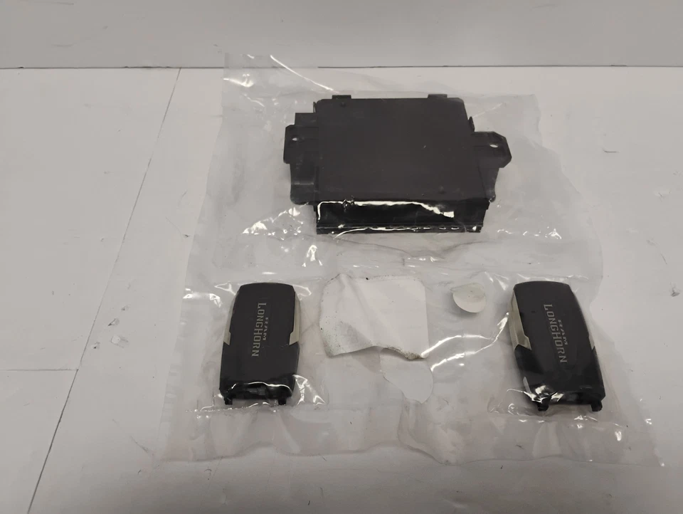 KIT DE ARRANQUE/BLOQUEO/ENTRADA INALÁMBRICO OEM 2019-2024 RAM 1500 68583945AA Foto 4 de 4