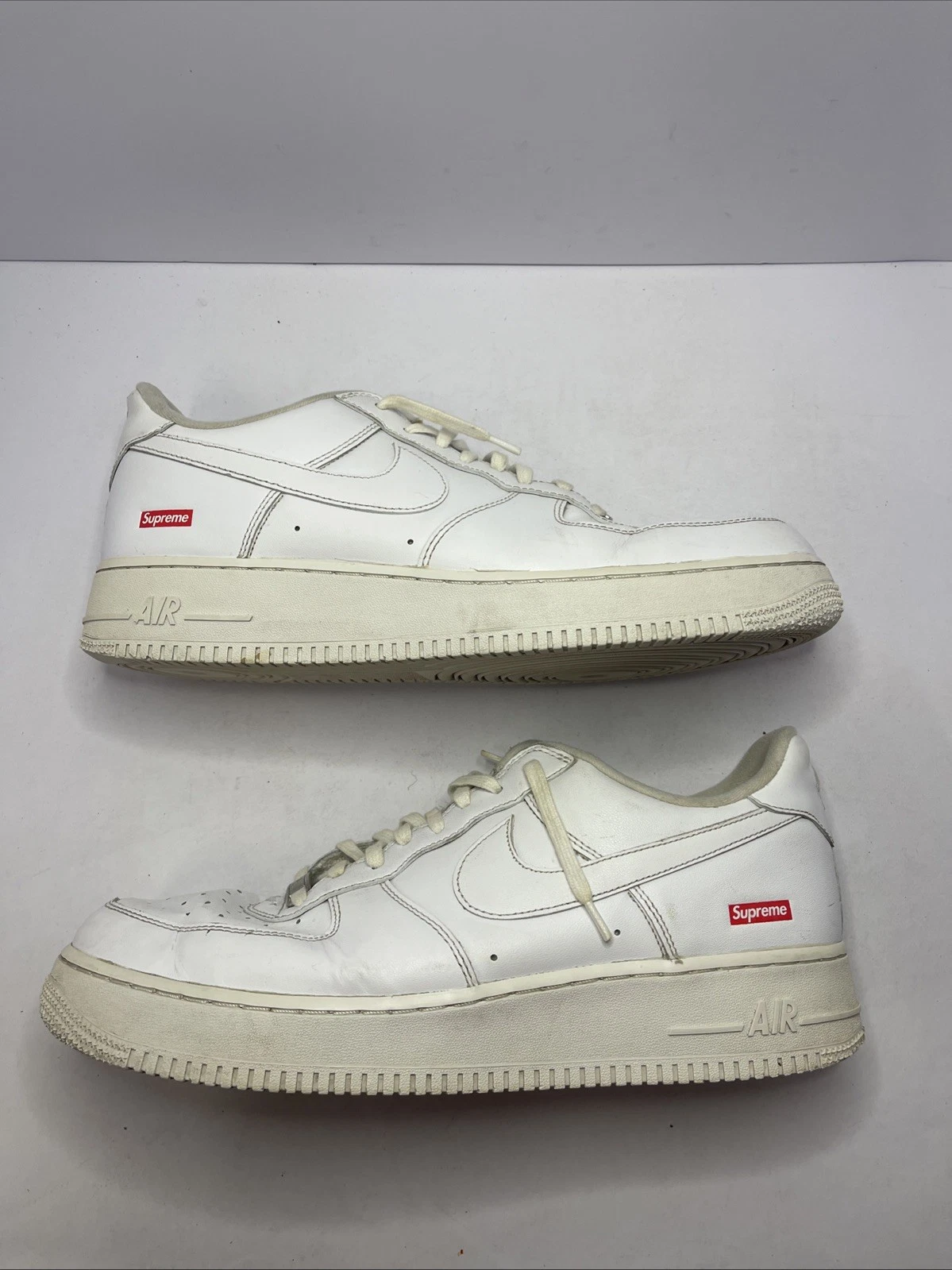 Nike Air Force 1 x logo Supreme Low Box taille 12 CU9225 100 blanc rouge