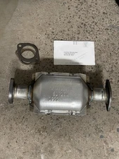 Walker Exhaust Catalytic Converter-Direct Fit 15777