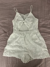 Aerie Junior  s Romper Sz M Cut Out Tie Front Floral Embroidery White Cotton