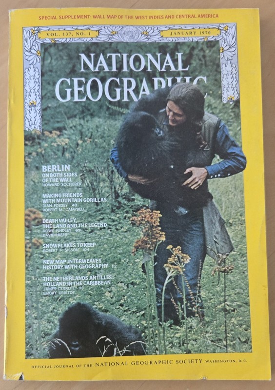 NATIONAL GEOGRAPHIC - January 1970 - Gorillas/Berlin/Death Valley & more