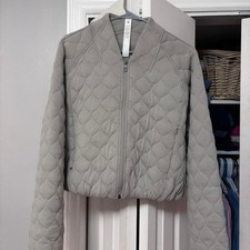 Lululemon Women's Grey and Cream Jacket