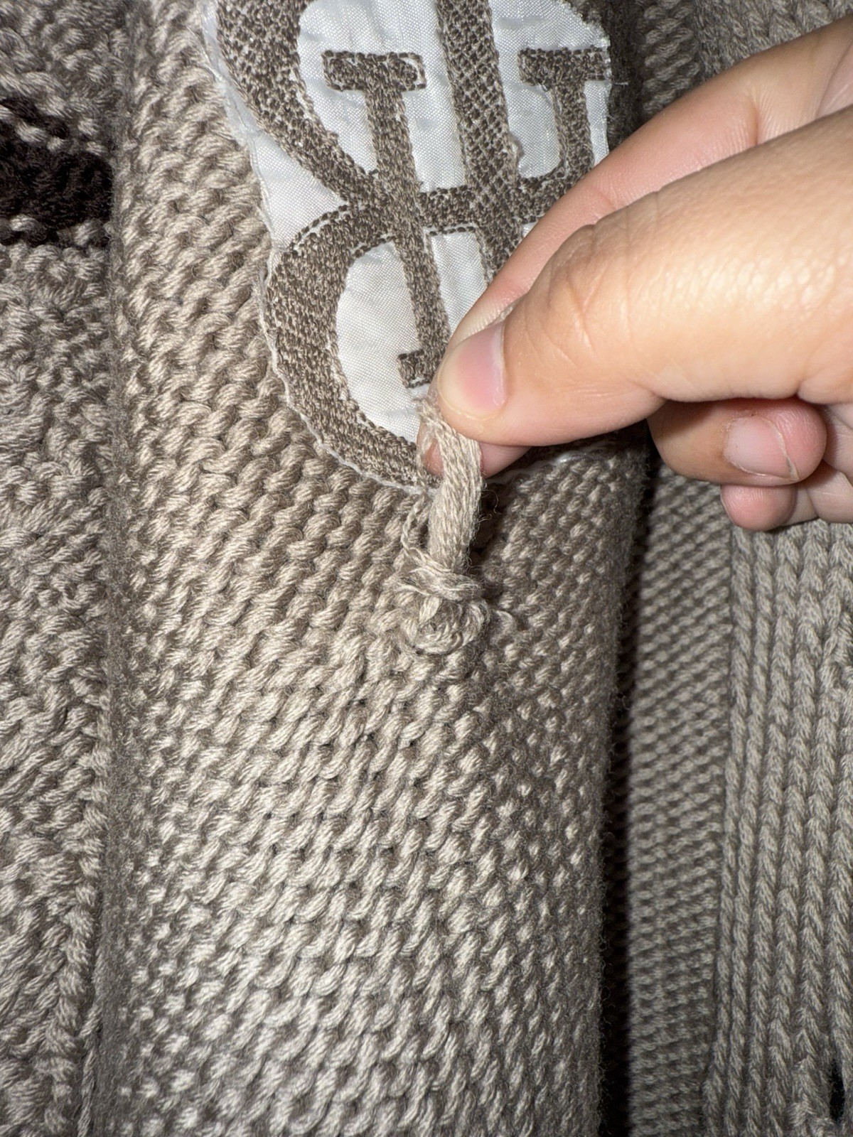 BOSS by Hugo Boss men's 100% Virgin Wool cardigan sweater Size L (Defective) thumbnail 7