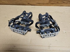 Early 2000s Wellgo LU-982 Platform Pedals 9/16"  Mountain BMX Bike w/ Toe Cages