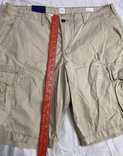 GAP 38 Iconic Khaki 12" Cargo Shorts Hits Below Knee NWT GORPcore Normcore Dad - Picture 5 of 10