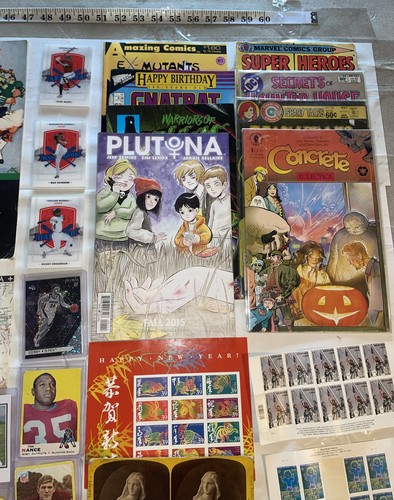 Antique Vintage Collectibles Lot 154 Junk Drawer Coins Cards Collectibles Toys - Picture 15 of 24