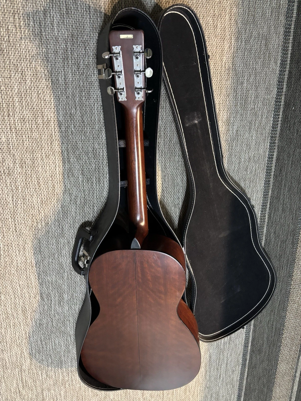 Picture 4 of 4