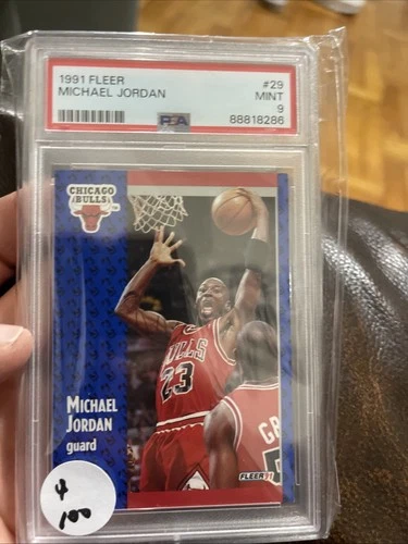 1991 Fleer Basketball Chicago Bulls Michael Jordan Card #29 PSA 9 MINT