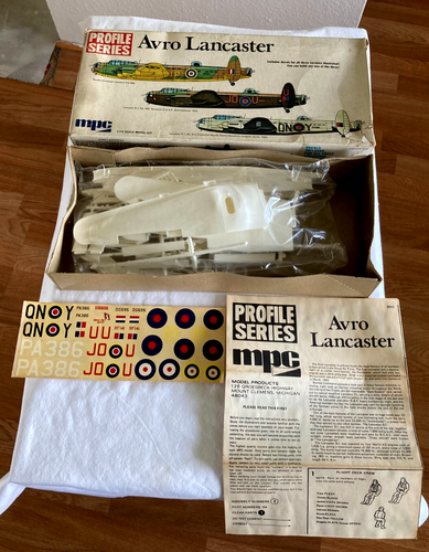 VINTAGE 1960'S MPC PROFILE SERIES AVRO LANCASTER BOMBER PLANE MODEL KIT UNUSED