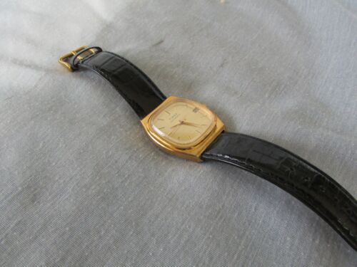 Vintage Timex Viscount Automatic Barrel Shaped Case Watch 34mm - Picture 3 of 11