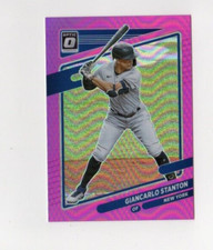 2021 Panini Donruss Optic Giancarlo Stanton #124 Pink Prizm New York Yankees