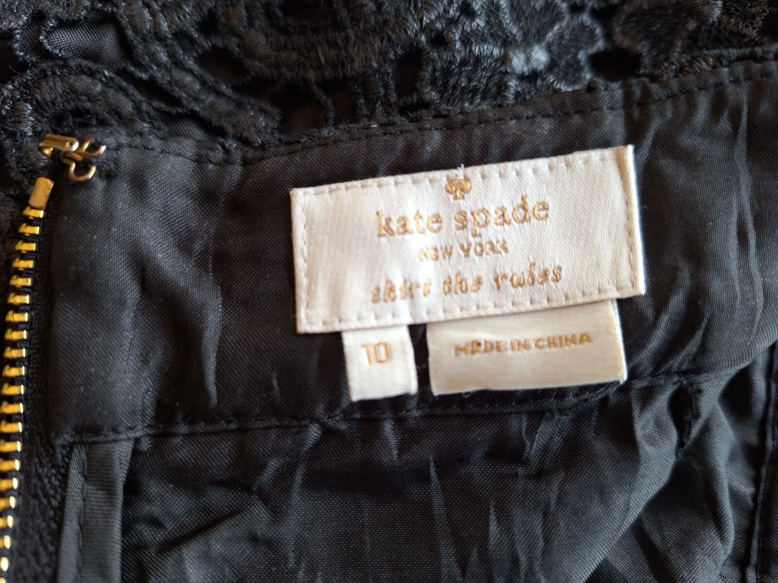 Gonna donna Kate Spade foderata in pizzo taglia 10 M (W30) ottime condizioni.