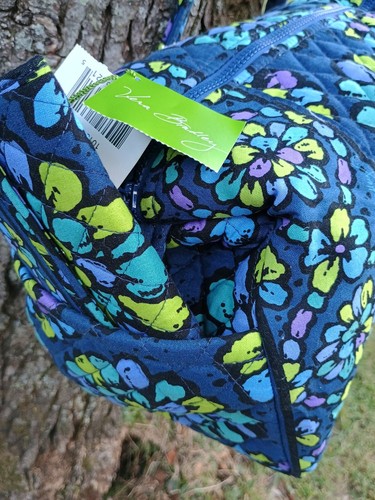Retired Vera Bradley Small Quilted Duffel + Euro Wallet Indigo Pop New With Tags - Picture 3 of 10