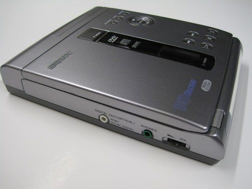 Rare Sony DVD Discman PBD-V30 Portable DVD Player with Original Box - Picture 4 of 12
