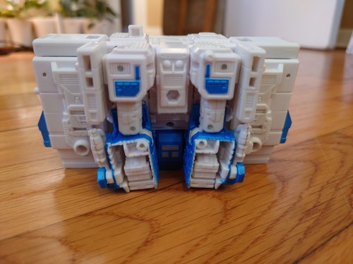 Transformers Shattered Glass Soundwave and Ravage 2022 no Laserbeak - Picture 5 of 11