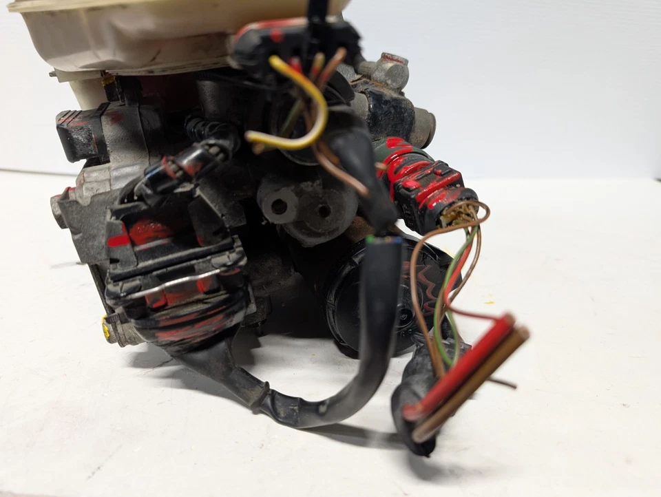 1989 - 1991 年玛莎拉蒂克莱斯勒 TC 制动助推器 ABS 主缸 — 第 3/4 张图片