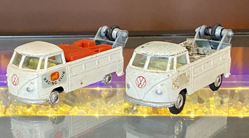 2 Volkswagen Racing Club Recovery Truck Tow Trucks BREAKDOWN VW BUS CORGI TOY - Picture 6 of 13