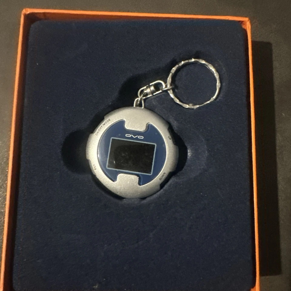 Ovo Digital Photo Viewer Keychain New - Image 3 of 4