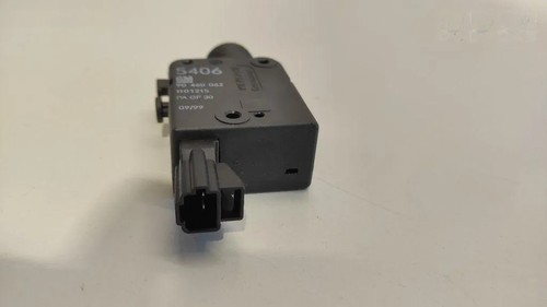 OPEL ZAFIRA A F75 Zentralverriegelungsmotor 90460062 1.60 Petrol 74kw 17121294