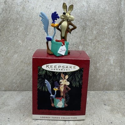 Hallmark Ornament: 1994 Road Runner & Wile E.Coyote Looney Tunes Collection New