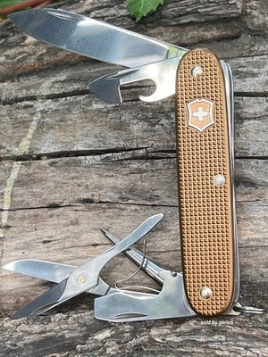 Swiss Army Knife, L.E. Pioneer X Terra Brown, Victorinox 0.8231