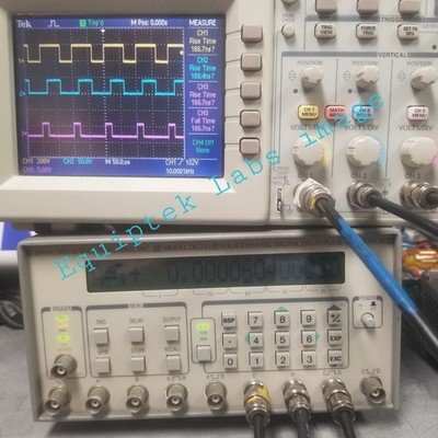 SRS DG535 Digital Delay Generator TESTED OK! GPIB & TIMEBASE Options TTL ECL