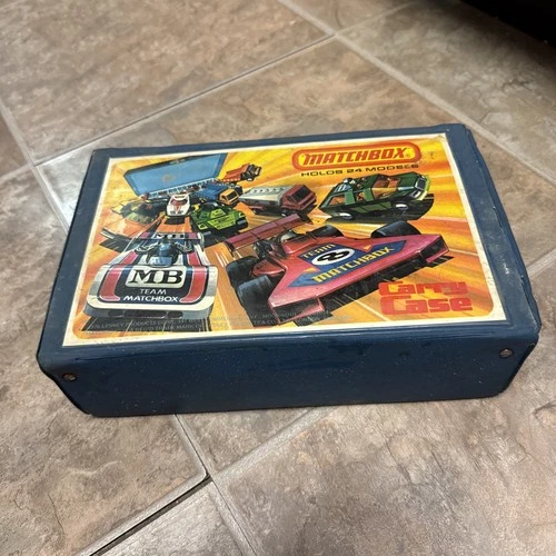 Vintage 1976 Matchbox Lesney 24 Car 1/64 Models Blue Storage Carry Case & Trays