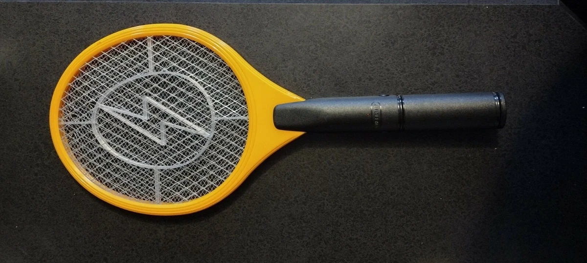 ELECTRONIC FLY MOSQUITO SWATTER BRAND NEW IN PACKAGE