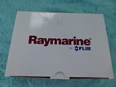 Raymarine RS150 GPS Sensor E70310