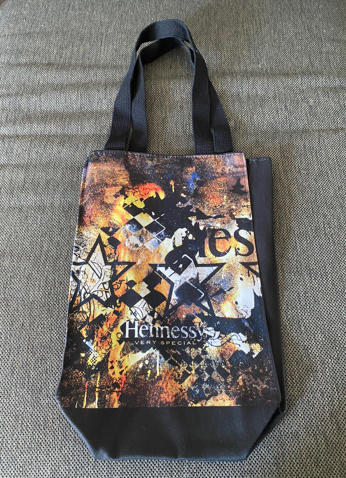 Picture 2 of 19
