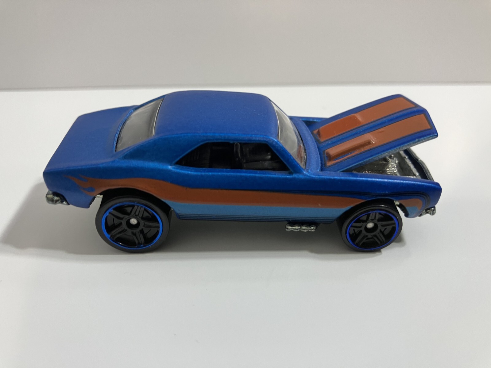 Picture 2 of 5