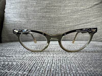 Vintage American Optical AO Cat Eye Two Tone Eyeglasses  display picture 2