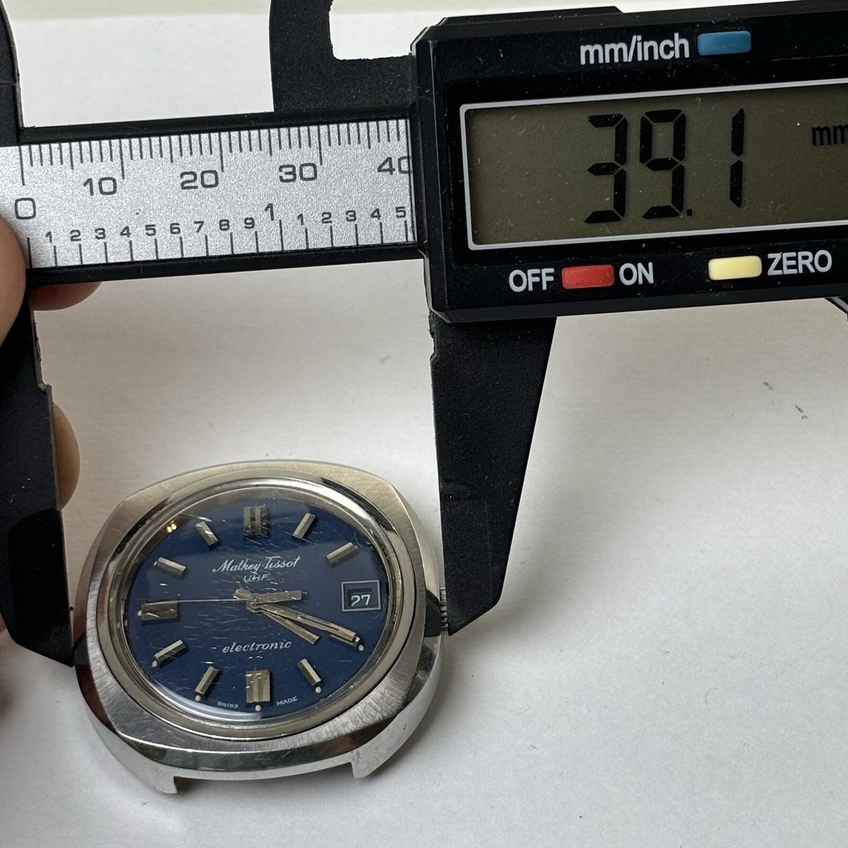 BROKEN Vintage MATHEY-TISSOT AUTOMATIC UHF Electronic Swiss