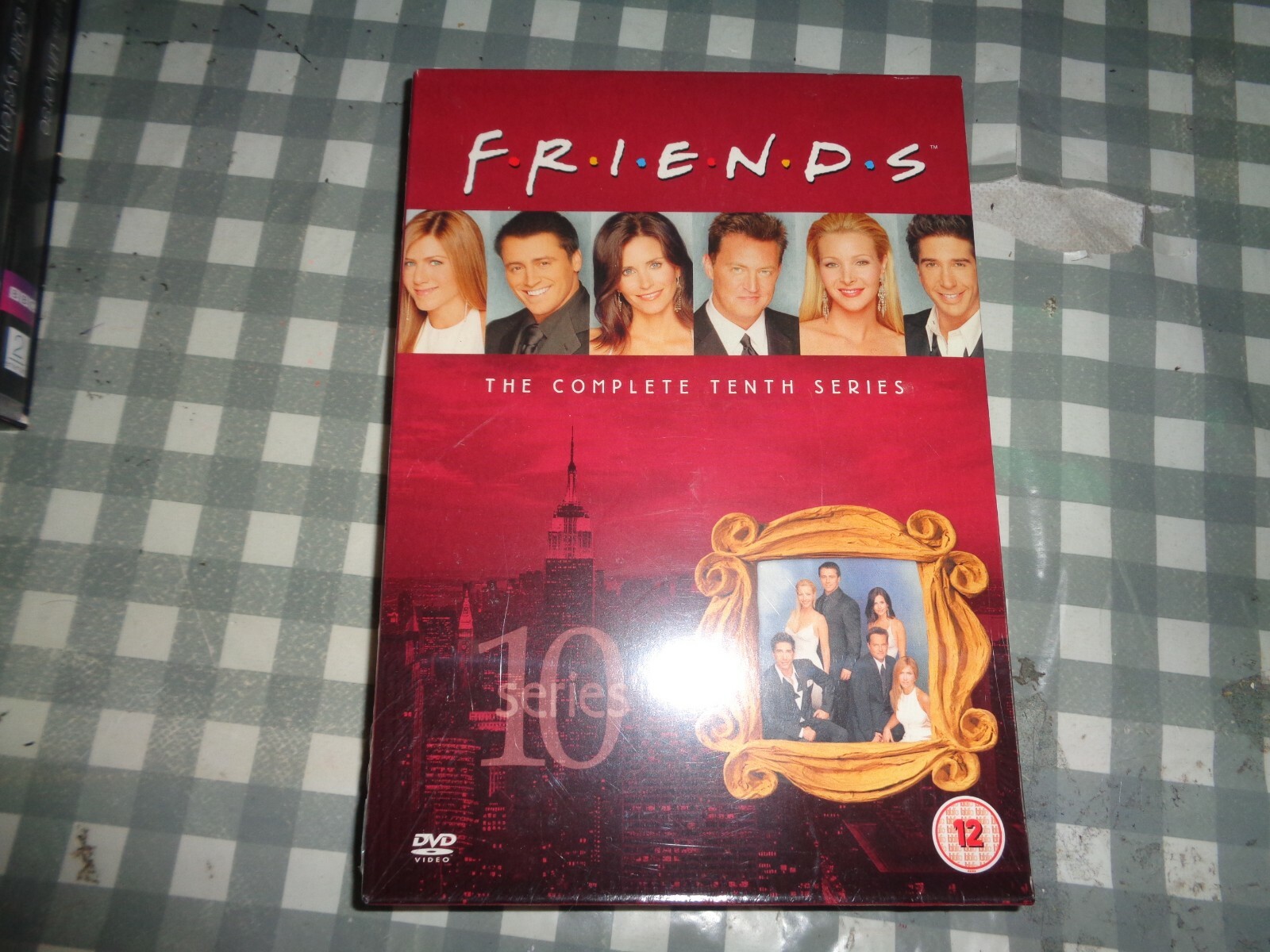 Friends - Series 10 - Complete (DVD, 2004, 3-Disc Set, Box Set) New & Sealed