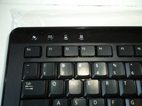 Dell Wireless Slim Black Multimedia Keyboard w/Volume Play Calc M756C Y-RBP-DEL4