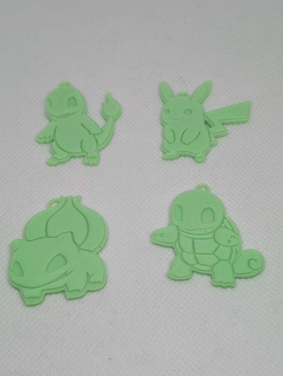 Pokémon glow in the dark keychain Starter Set