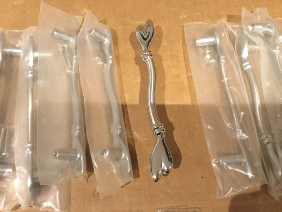 Job Lot 14 x Chrome Door Handle Kitchen Unit Drawer DIY Home 1 - Image 3 of 4