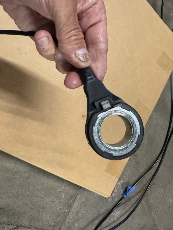 2009-2023 Harley Davidson Street Road Glide Rear Back Wheel ABS Brake Sensor  R1 - Image 3 of 4