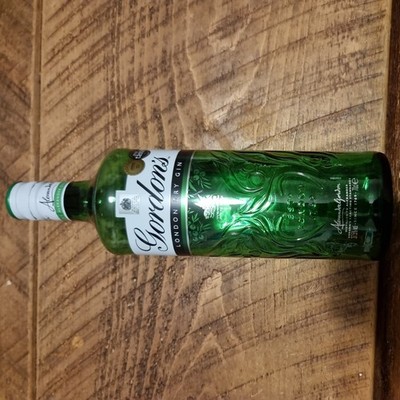 70cl Gordons Gin Leerflasche Zero Waste Hochzeit Basteln Upcycling Kunst Deko Glas