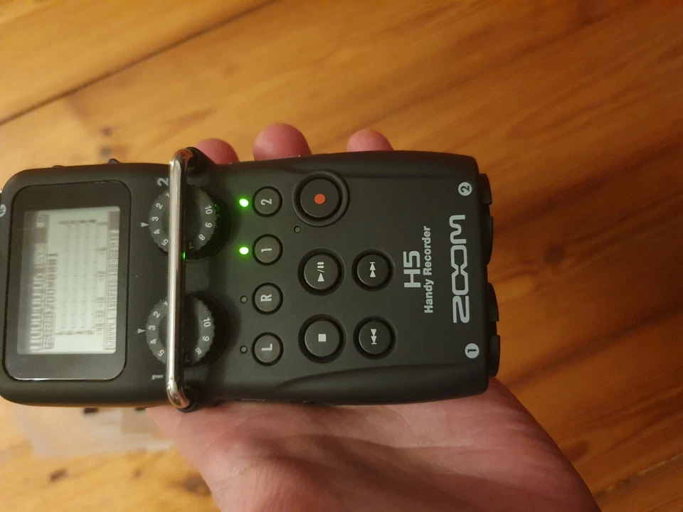 Zoom H5 Digitaler Profi Handy Recorder Schwarz, XYH-5 XY Stereo Mic Silber DJ - Bild 4 von 4