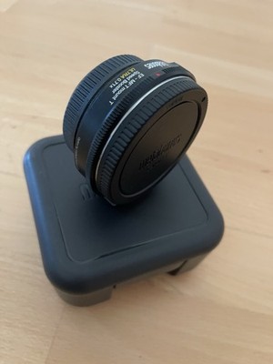 Metabones EF-MFT Speed Booster Ultra 0.71x Adapter, Canon EF auf Blackmagic MTF