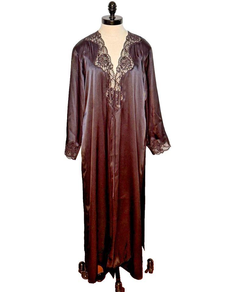 VTG Y2K Jones New York M Black Satin Robe Nightgown Lace Sexy Tie Waist Pockets - Image 2 of 4
