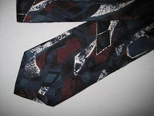 54 x 3.75 Blue Green Red White SILK Tie Necktie Zylos 1855 
