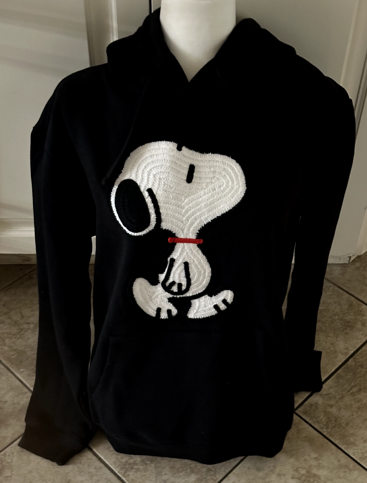 *NWT* XL Peanuts Snoopy Women's BLACK Sweatshirt Hoodie EMBROIDERED XL